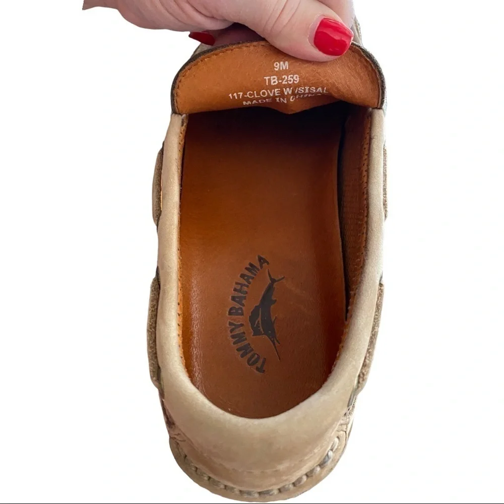 TOMMY BAHAMA Clove w/ Sisal 259 Tan Suede Leather Shoes - Size 9M